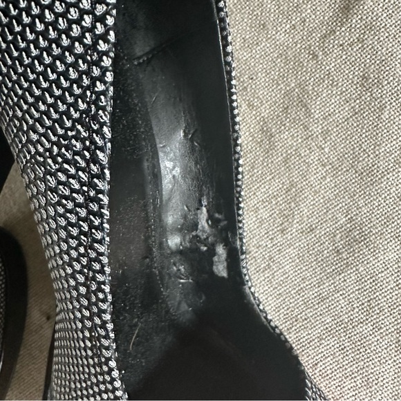 Calvin Klein Kendall Black Platform pumps Heels size 7 - Picture 9 of 12